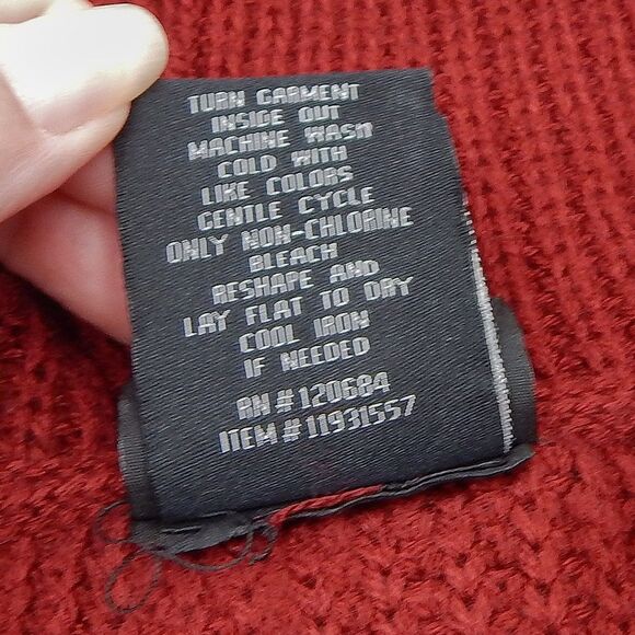 Harry Potter Knit Red Long Sleeve Pullover Hoodie V-Neck Gryffindor House Small - Picture 6 of 10